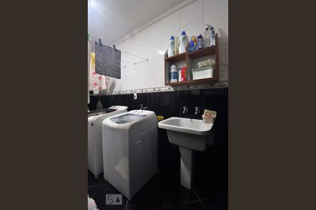 Casa à venda com 360m², 3 quartos e 2 vagasÁrea de Serviço