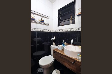 Casa à venda com 360m², 3 quartos e 2 vagasLavabo