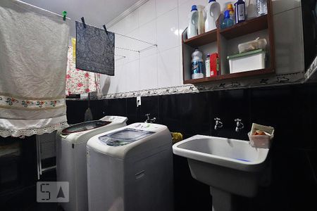 Casa à venda com 360m², 3 quartos e 2 vagasÁrea de Serviço