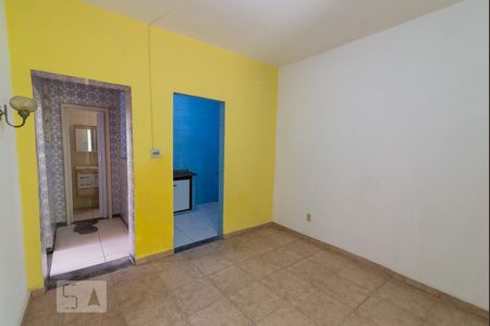 Sala de casa para alugar com 2 quartos, 110m² em São Cristóvão, Rio de Janeiro