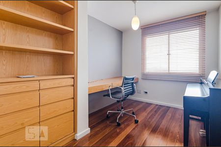 Apartamento para alugar com 180m², 1 quarto e 2 vagasQuarto 2