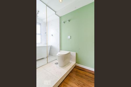 Apartamento para alugar com 180m², 1 quarto e 2 vagasBanheiro da suíte