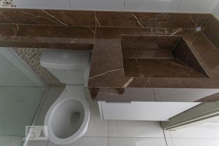Banheiro de kitnet/studio para alugar com 1 quarto, 40m² em Barra Funda, São Paulo