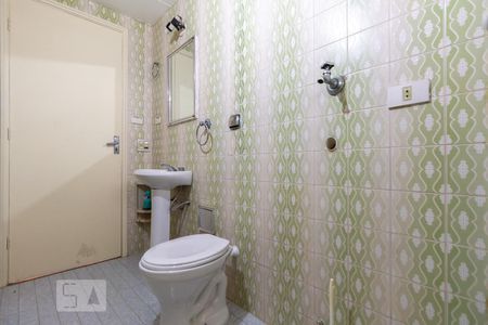 Apartamento para alugar com 62m², 2 quartos e sem vagaBanheiro
