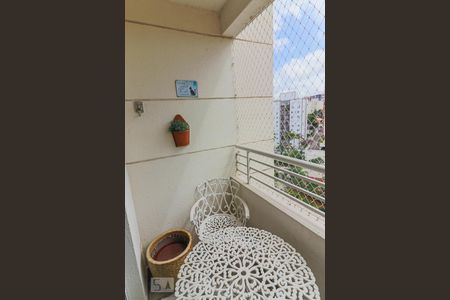Sala Varanda de apartamento para alugar com 2 quartos, 75m² em Jardim Ester Yolanda, São Paulo
