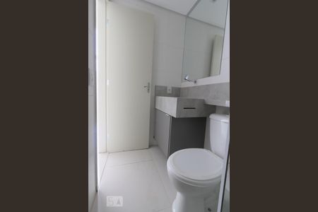 Banheiro de apartamento para alugar com 1 quarto, 41m² em Barra Funda, São Paulo