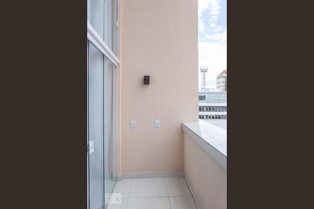 Apartamento para alugar com 35m², 1 quarto e sem vagaSacada