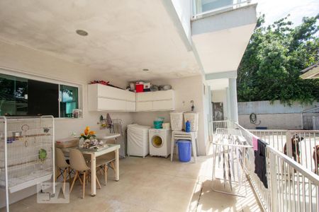 Casa de condomínio à venda com 420m², 5 quartos e 3 vagasÁrea de Serviço