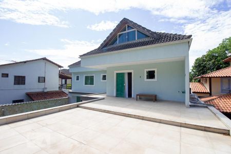 Casa de condomínio à venda com 420m², 5 quartos e 3 vagasVaranda da Suíte 3