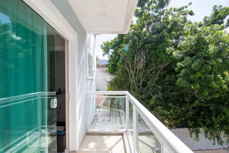 Casa de condomínio à venda com 420m², 5 quartos e 3 vagasVaranda da Suíte 1