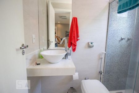 Casa de condomínio à venda com 420m², 5 quartos e 3 vagasBanheiro da Suíte 2