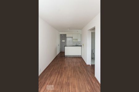 Sala de apartamento para alugar com 2 quartos, 46m² em Jardim Vila Formosa, São Paulo