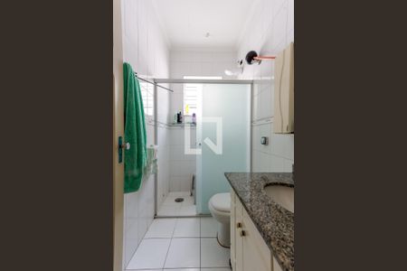 Casa à venda com 108m², 3 quartos e 1 vagaBanheiro