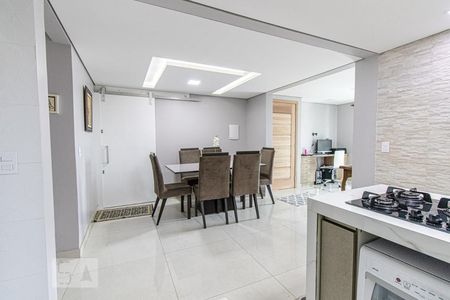 Casa para alugar com 170m², 5 quartos e 2 vagas Casa para alugar com 170m², 5 quartos e 2 vagasCozinha 1