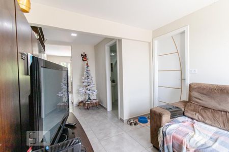 Casa para alugar com 170m², 5 quartos e 2 vagas Casa para alugar com 170m², 5 quartos e 2 vagasSala 2