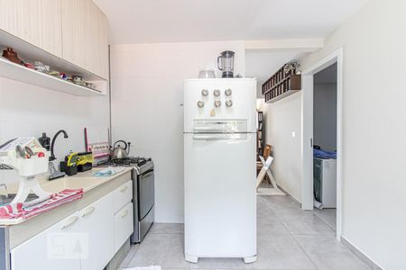 Casa para alugar com 170m², 5 quartos e 2 vagas Casa para alugar com 170m², 5 quartos e 2 vagasCozinha 2