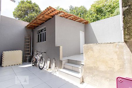 Casa para alugar com 170m², 5 quartos e 2 vagas Casa para alugar com 170m², 5 quartos e 2 vagasQuintal