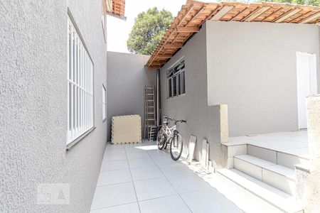Casa para alugar com 170m², 5 quartos e 2 vagas Casa para alugar com 170m², 5 quartos e 2 vagasQuintal