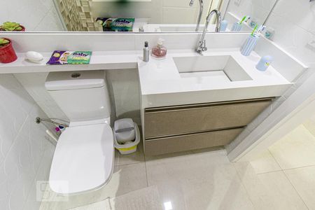 Casa para alugar com 170m², 5 quartos e 2 vagas Casa para alugar com 170m², 5 quartos e 2 vagasBanheiro Social 1