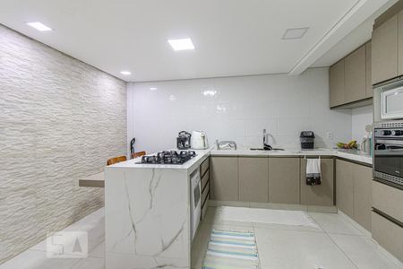 Casa para alugar com 170m², 5 quartos e 2 vagas Casa para alugar com 170m², 5 quartos e 2 vagasCozinha 1