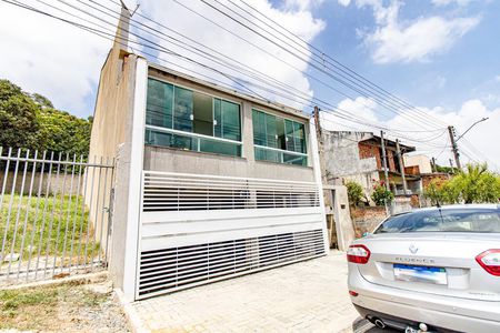 Casa para alugar com 170m², 5 quartos e 2 vagas Casa para alugar com 170m², 5 quartos e 2 vagasFachada