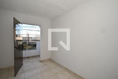 Quarto 2 de casa para alugar com 2 quartos, 80m² em Jardim D’abril, São Paulo