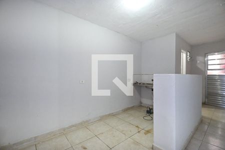 Cozinha de casa para alugar com 2 quartos, 80m² em Jardim D’abril, São Paulo