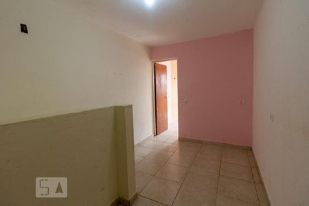 Sala / Cozinha de casa para alugar com 2 quartos, 80m² em Jardim D’abril, São Paulo