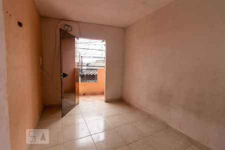 Quarto  de casa para alugar com 2 quartos, 80m² em Jardim D’abril, São Paulo