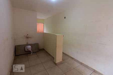 Sala / Cozinha de casa para alugar com 2 quartos, 80m² em Jardim D’abril, São Paulo