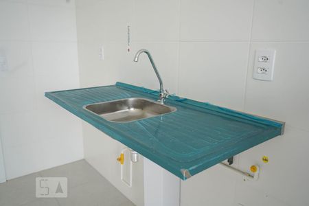 Cozinha de apartamento para alugar com 1 quarto, 32m² em Água Branca, São Paulo