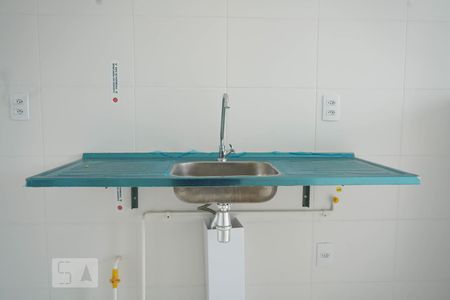 Cozinha de apartamento para alugar com 1 quarto, 32m² em Água Branca, São Paulo
