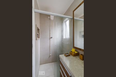 Apartamento para alugar com 70m², 2 quartos e 1 vaga Apartamento para alugar com 70m², 2 quartos e 1 vagaBanheiro