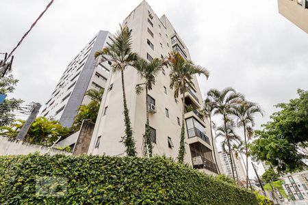 Apartamento para alugar com 70m², 2 quartos e 1 vaga Apartamento para alugar com 70m², 2 quartos e 1 vagaFachada