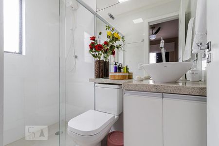 Apartamento para alugar com 70m², 2 quartos e 1 vaga Apartamento para alugar com 70m², 2 quartos e 1 vagaBanheiro