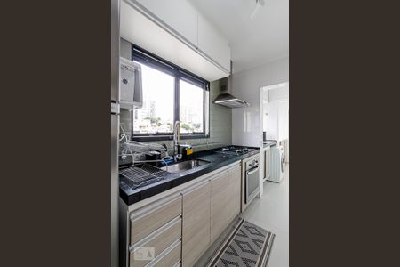 Apartamento para alugar com 70m², 2 quartos e 1 vaga Apartamento para alugar com 70m², 2 quartos e 1 vagaCozinha