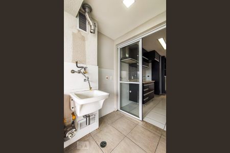 Apartamento à venda com 75m², 2 quartos e 1 vagaÁrea de Serviço