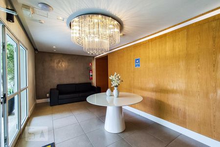 Apartamento à venda com 75m², 2 quartos e 1 vagaÁrea Comum - Hall Social