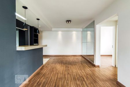 Apartamento à venda com 75m², 2 quartos e 1 vagaSala