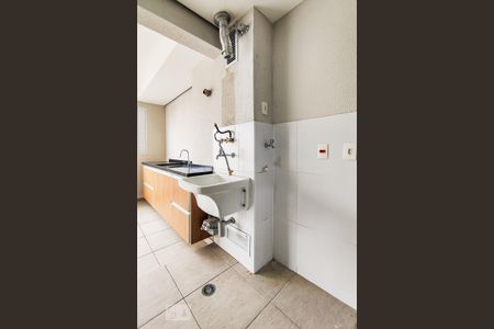 Apartamento à venda com 75m², 2 quartos e 1 vagaÁrea de Serviço