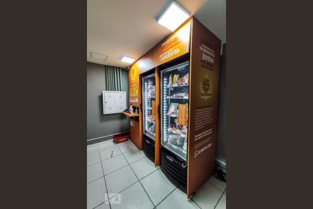 Apartamento à venda com 75m², 2 quartos e 1 vagaÁrea Comum - Loja de Conveniência