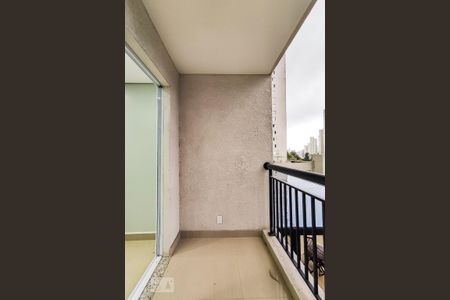 Varanda de apartamento para alugar com 3 quartos, 67m² em Jardim Caboré, São Paulo