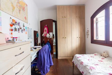 Casa à venda com 385m², 4 quartos e 4 vagas Casa à venda com 385m², 4 quartos e 4 vagasSuíte 3