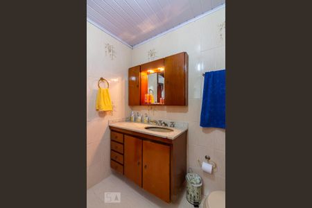 Casa à venda com 385m², 4 quartos e 4 vagas Casa à venda com 385m², 4 quartos e 4 vagasBanheiro da Suíte Master 1