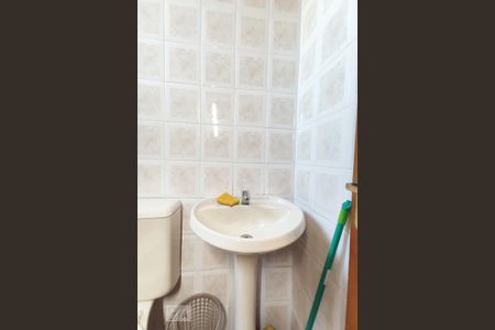 Apartamento para alugar com 60m², 1 quarto e sem vagaBanheiro do - Salão de festas