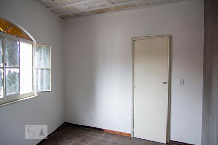 Quarto 1 de casa para alugar com 2 quartos, 80m² em Porto Novo, São Gonçalo