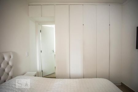 Apartamento à venda com 75m², 3 quartos e 2 vagasSuíte - Armário