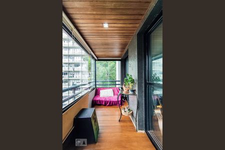 Varanda de apartamento para alugar com 4 quartos, 160m² em Vila Andrade, São Paulo