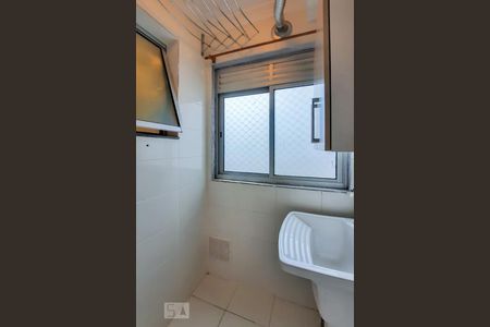 Apartamento para alugar com 45m², 2 quartos e 1 vaga Apartamento para alugar com 45m², 2 quartos e 1 vagaÁrea de Serviço