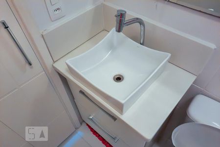 Apartamento para alugar com 45m², 2 quartos e 1 vaga Apartamento para alugar com 45m², 2 quartos e 1 vagaBanheiro